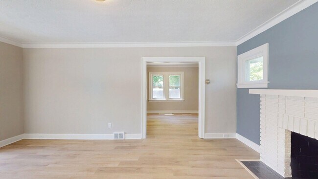 Building Photo - 4528 Rainbow Rd