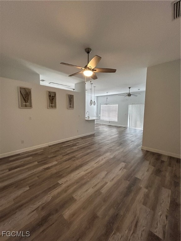 Building Photo - 10700 Aqua Surf Ct