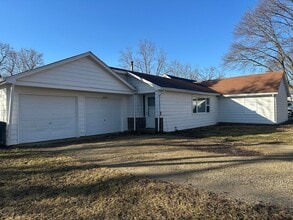 Building Photo - W3699 Springfield Rd