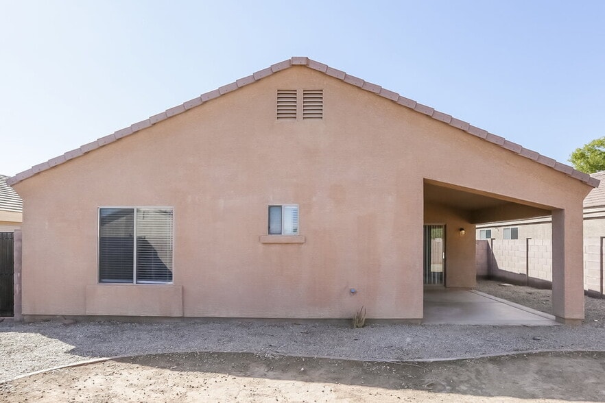 Building Photo - 16015 W Sierra St
