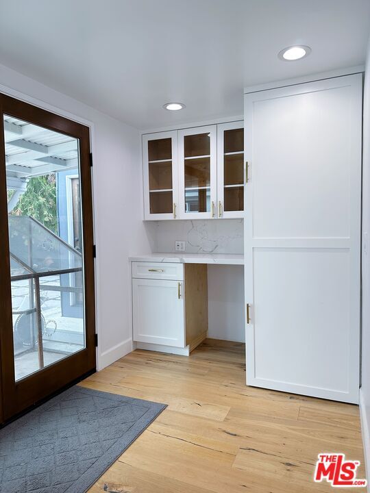 Building Photo - 6214 W 77th St