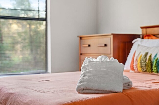 Building Photo - 15001 Caribou Ct