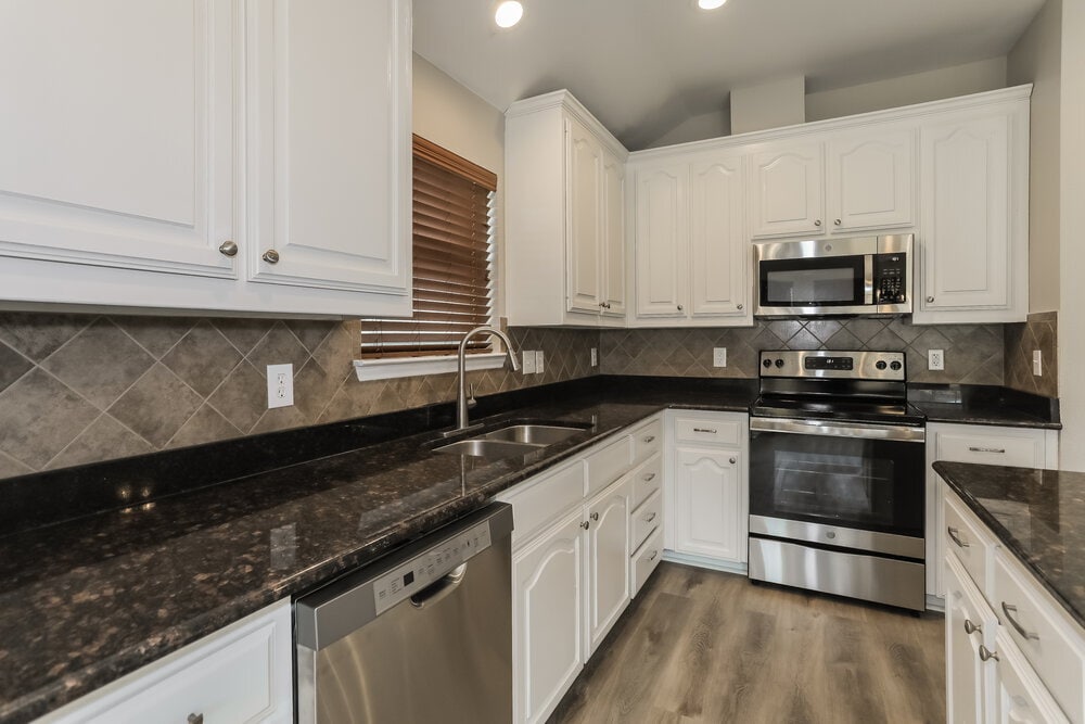 Building Photo - 9221 Barbara Dr