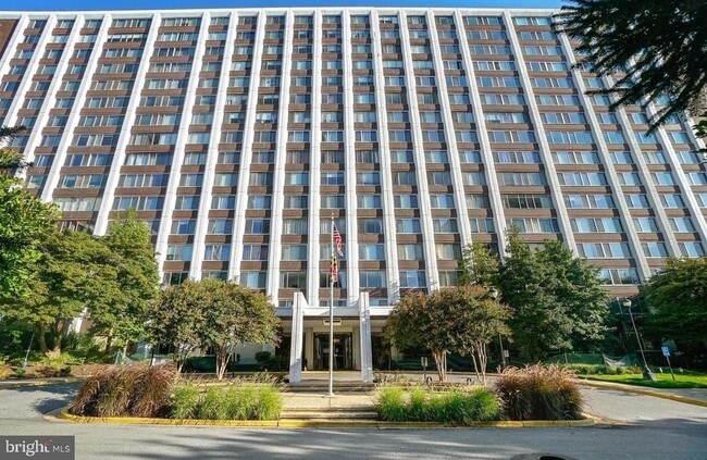 Building Photo - 11801 Rockville Pike