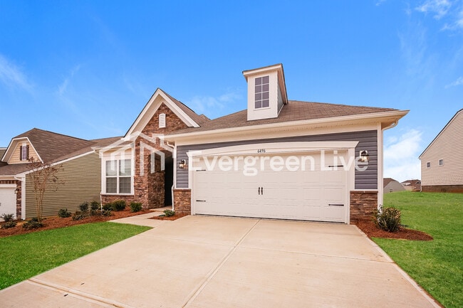 Building Photo - 6496 Fairfax Ct