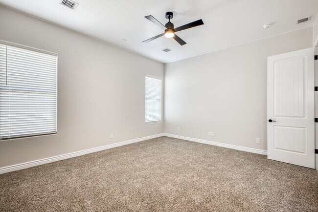 Building Photo - Beautiful East side House 4 bed-2.5 baths, part of The Club that includes Swimming Pool, Gym, Ten...