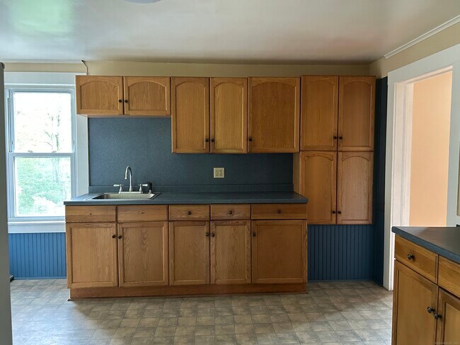 Building Photo - 280 Hamilton Ave