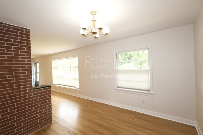 Building Photo - 5913 Osoge Rd