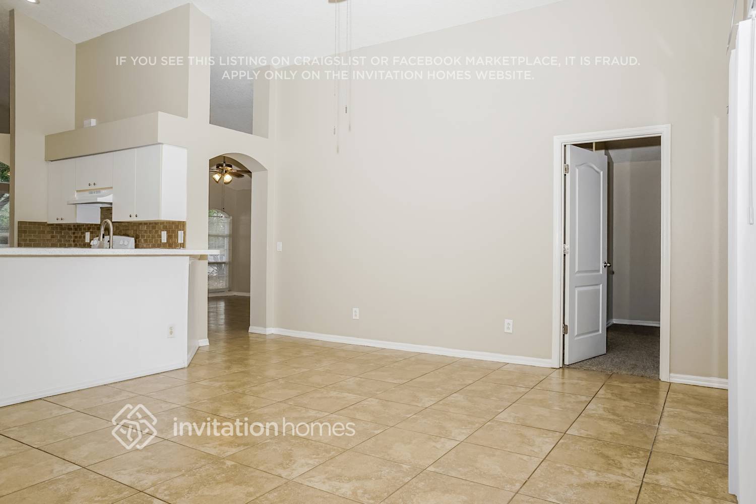 Building Photo - 1011 Snead Ave