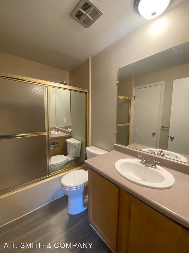 Building Photo - 2 br, 1.5 bath House - 1791 Quail Street