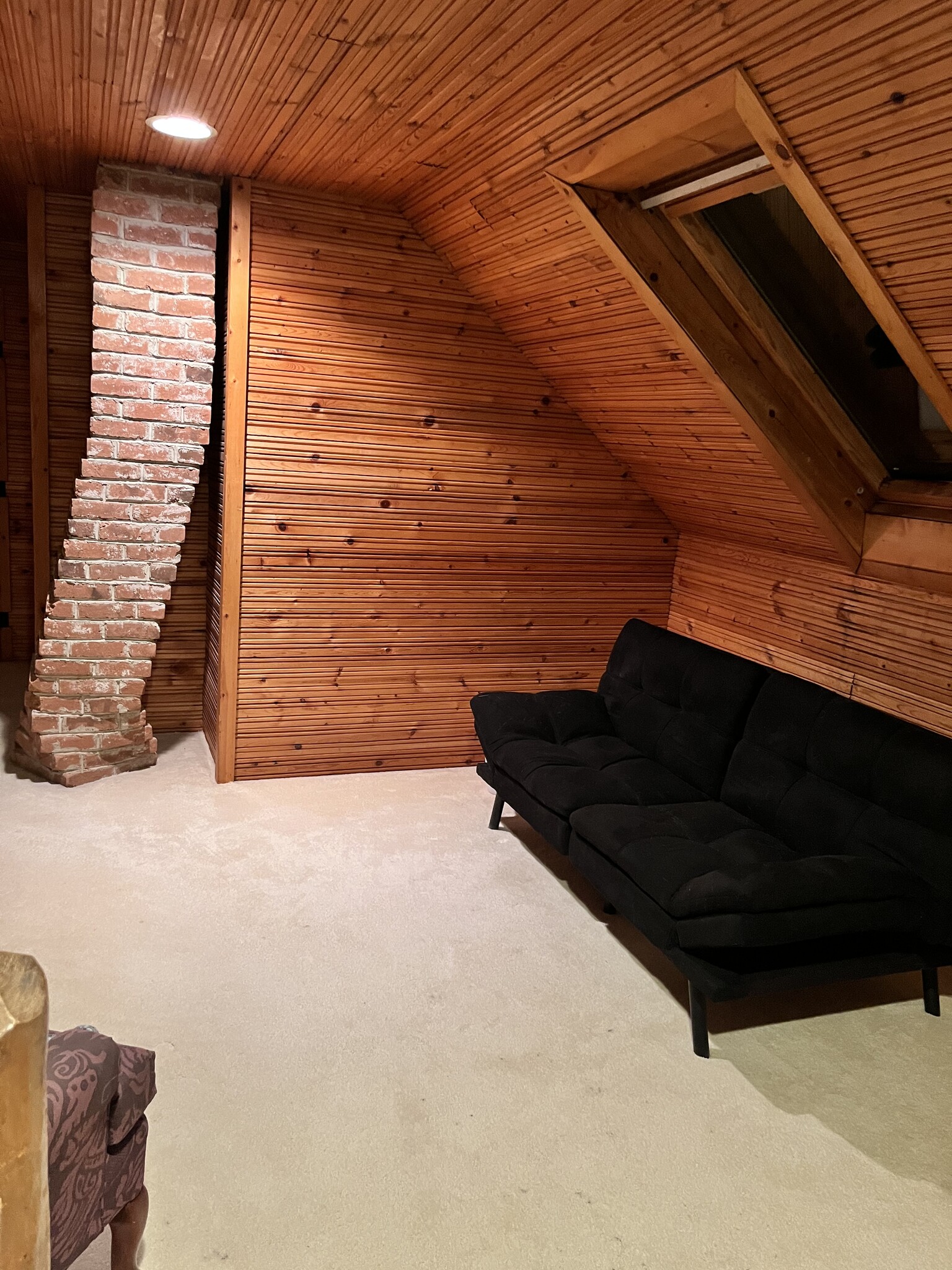 Upstairs living room - 636 Cliff St