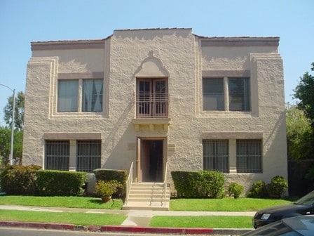 Primary Photo - 466 N Orange Grove Ave
