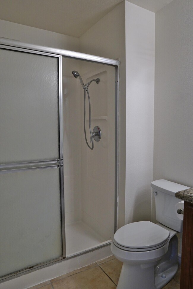 Building Photo - 43376 Cook St