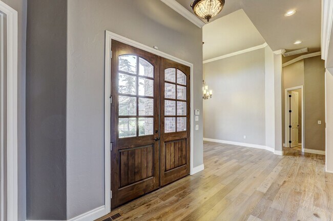 Building Photo - Luxury Living in Rosecreek – 4-Bedroom Home in Deer Creek Schools!