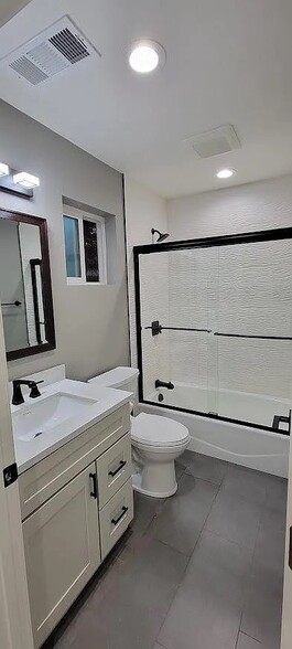 Bathroom - 438 Minor Ave