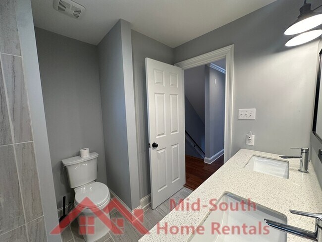 Building Photo - 1965 Cordes Rd