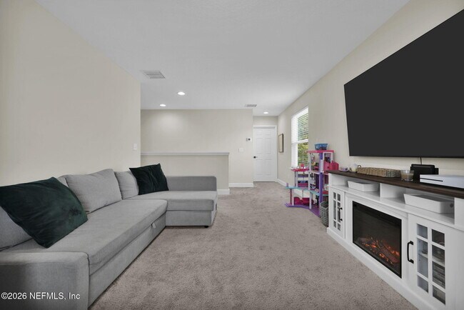 Building Photo - 409 Honeycomb Trl