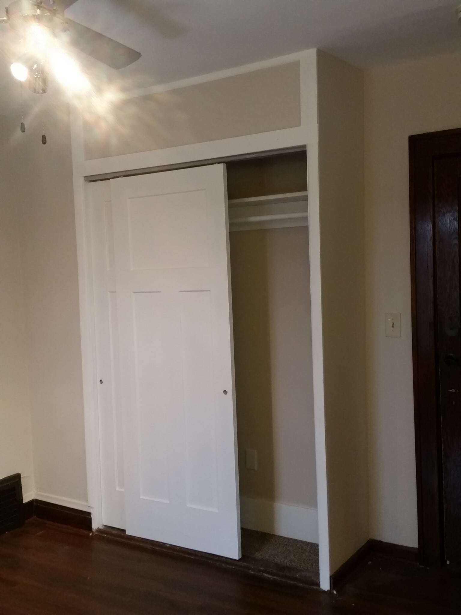 Building Photo - 936 Drake St