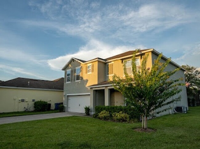 Primary Photo - Spacious 5BR House in Haines City