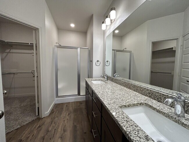 Building Photo - 2611 135th St