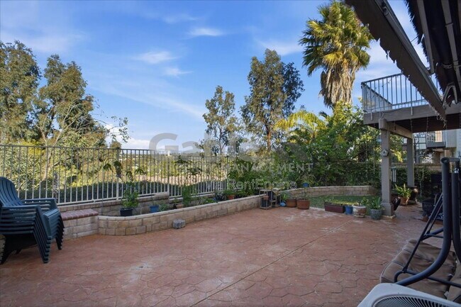 Building Photo - 27946 Periwinkle Ln