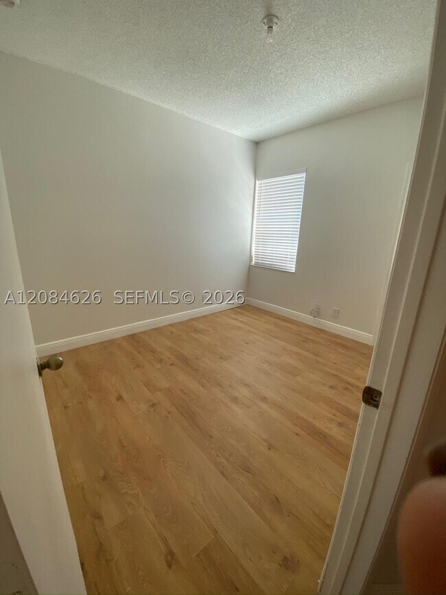 Building Photo - 1888 Salerno Cir