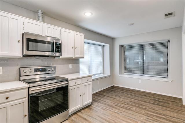 Building Photo - 701 Kipling Dr