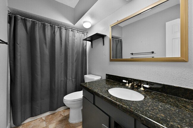 Building Photo - 12714 Huntington Field Dr