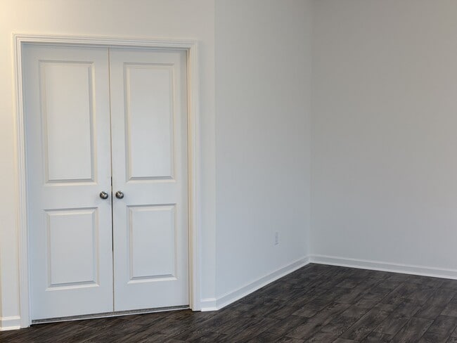 Building Photo - 5148 Reedy Fork School Rd