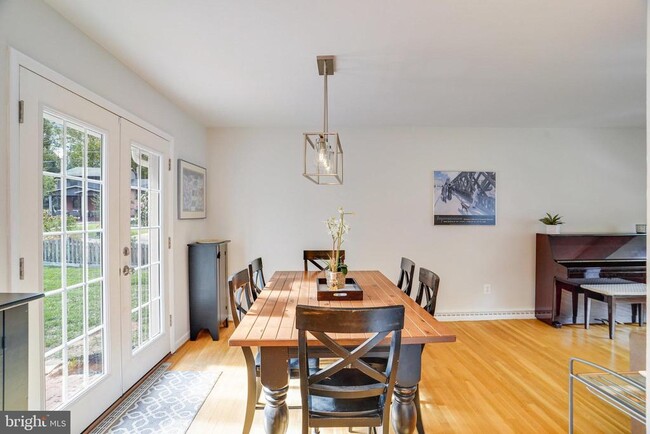 Building Photo - 3300 Prince William Dr