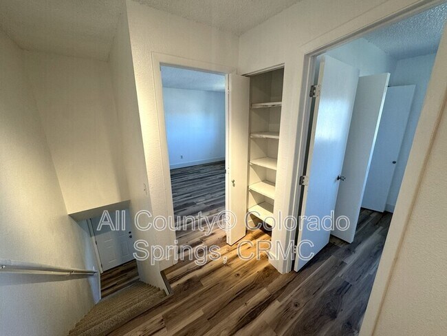 Building Photo - 6678 Provincial Dr