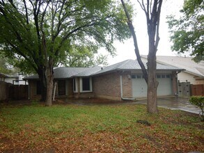 Building Photo - 5906 Spring Crossing