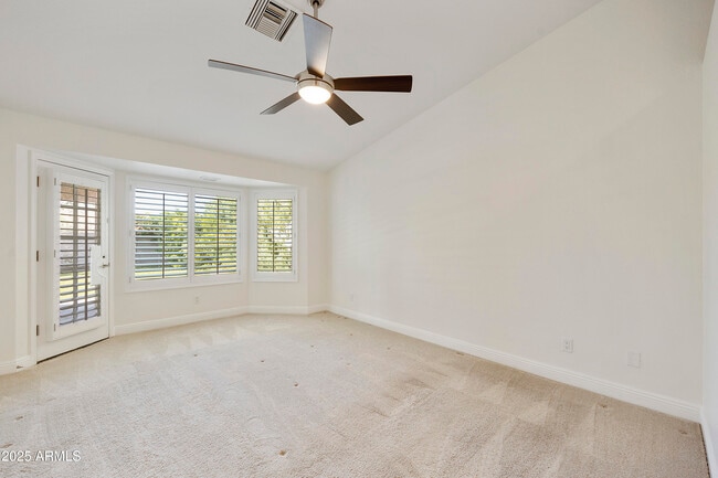 Building Photo - 9230 N 104th Pl