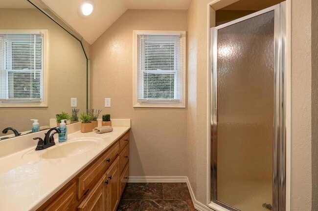 Building Photo - 5095 S Wanda Gray Ave