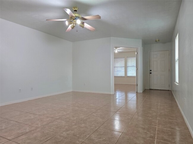 Building Photo - 14411 Groveleigh Ln