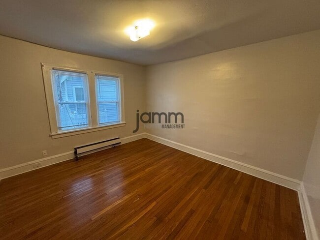 Building Photo - 12611 Franklin Blvd