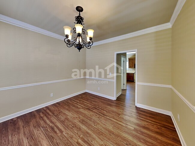 Building Photo - 2022 Keene Cir