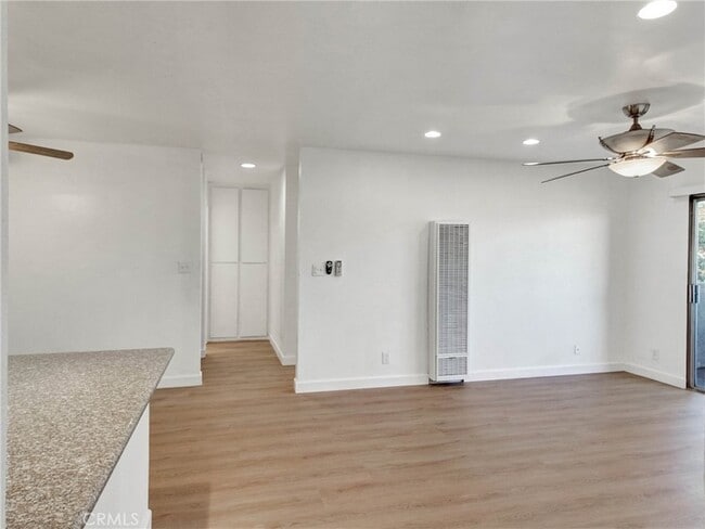 Building Photo - 4727 W 147th St