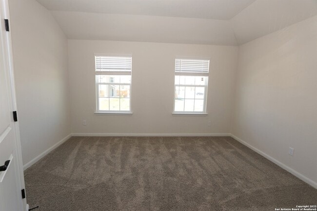 Building Photo - 2515 Lynwood Bnd