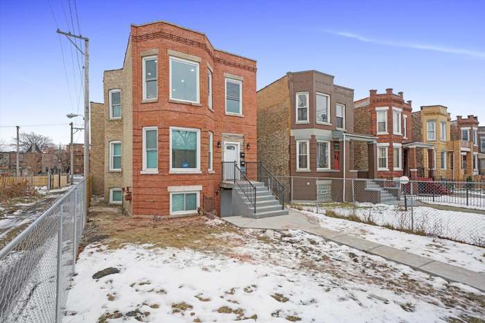 Building Photo - 4513 W West End Ave