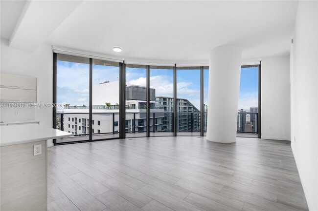 Building Photo - 45 SW 9th St