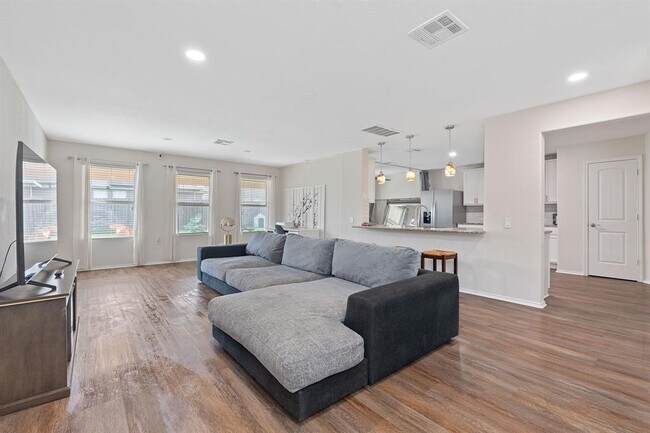 Building Photo - 3508 Breckenridge Dr