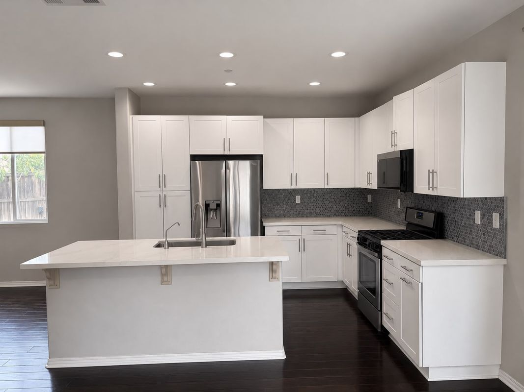 Building Photo - 2308 Navigation Cir
