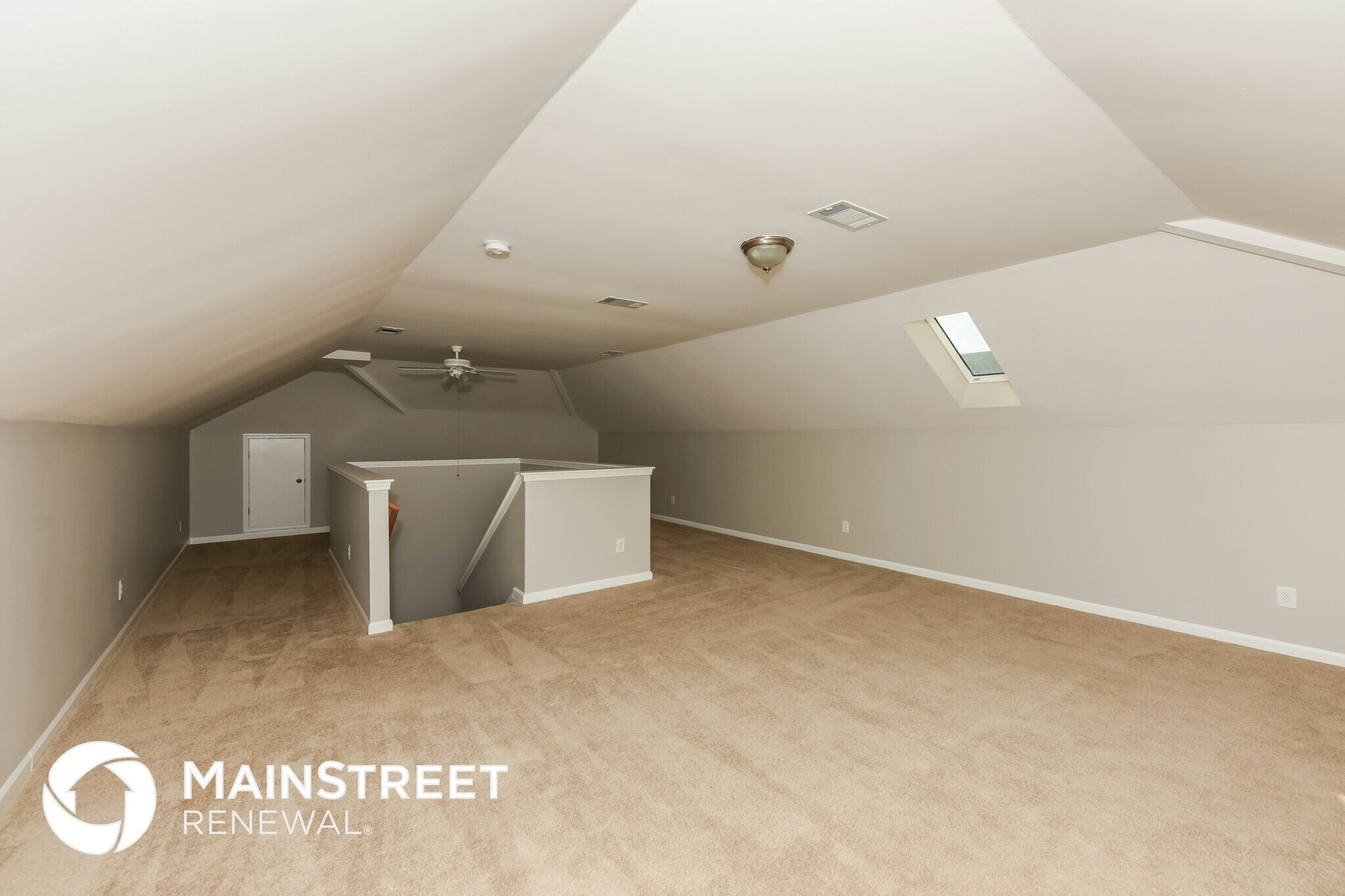 Building Photo - 2015 Lincoln Rd