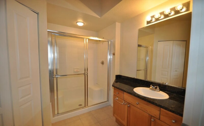 Building Photo - 5125 Palm Springs Blvd