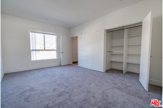 Building Photo - 1439 N Poinsettia Pl