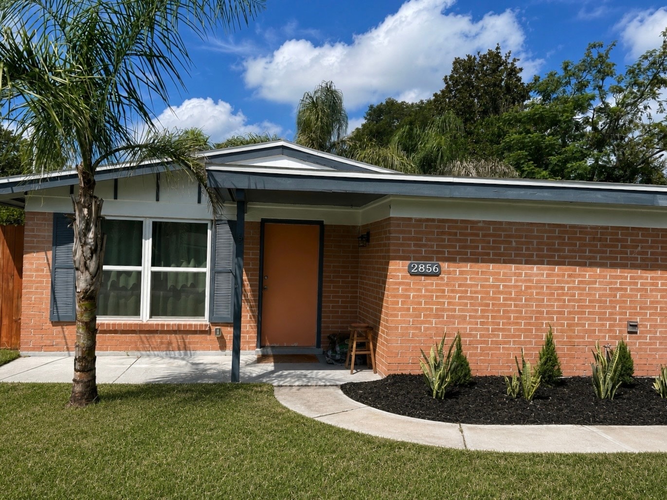 Building Photo - 2856 Tulip Cir E