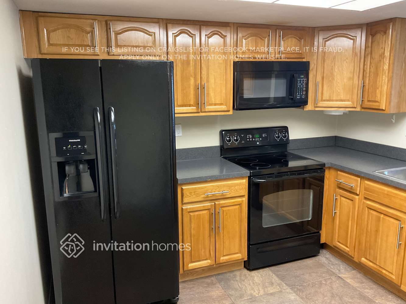 Building Photo - 1769 NE 40th Pl