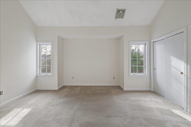 Building Photo - 7 Swift Ln