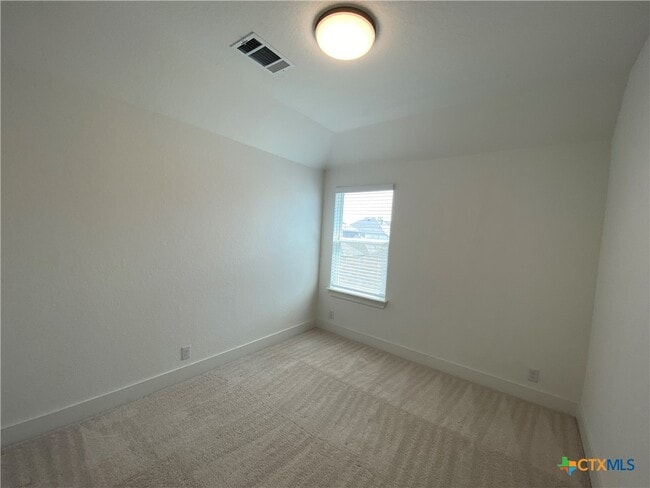 Building Photo - 1048 Easy Gruene